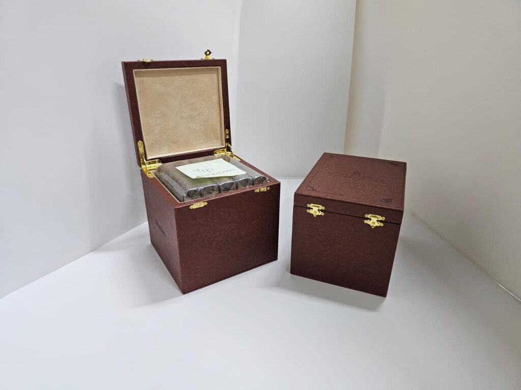 Leather Presentation Boxes UAE